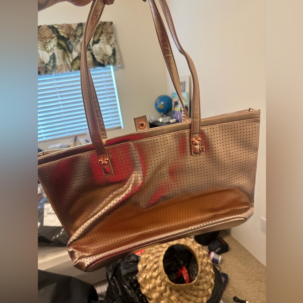 Disney Flair Pin Tote (Rose Gold)